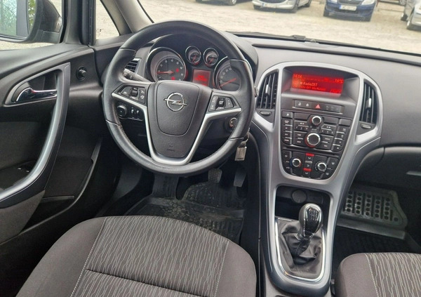 Opel Astra cena 37900 przebieg: 121200, rok produkcji 2014 z Rybnik małe 407